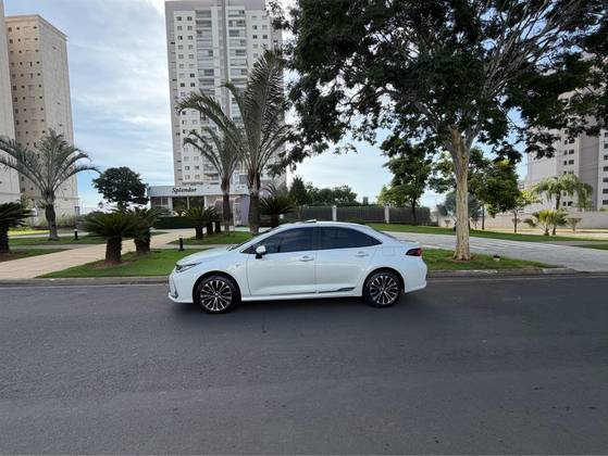 TOYOTA COROLLA 1.8 VVT-I HYBRID FLEX ALTIS PREMIUM CVT